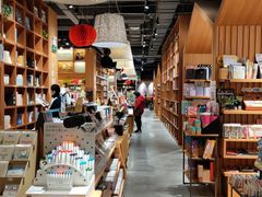 -百新书局(尚悦湾店)