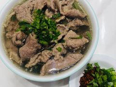 -犇逸·乐山跷脚牛肉·四川现炒(览海店)