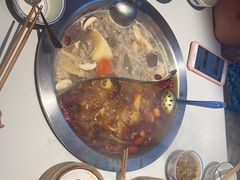 -卤校长重庆火锅(国兴店)