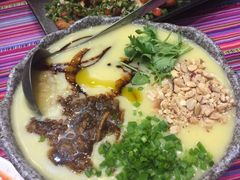 -香巴拉云南餐厅(华莱坞店)