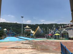 -平湖九龙山乐满地水上乐园