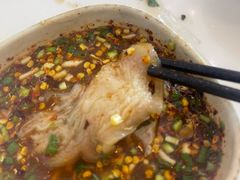 -正宗镇雄酸汤猪脚妙可火锅店