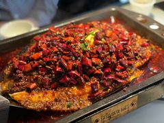 -江边城外烤全鱼(世茂广场店)
