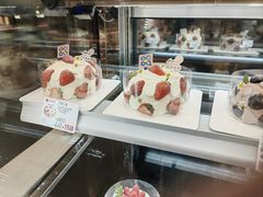 -花花卷卷·鲜食蛋糕(静安久光百货店)
