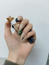 -阿噶西美甲美睫