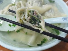 -潘国仙耳光馄饨(黄家阙路店)