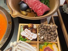 -廖掌柜·重庆鲜货火锅(上海首店)