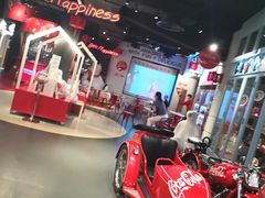 -东方明珠·可口可乐欢乐餐厅