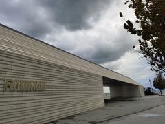 -雨人咖啡(扬帆广场店)