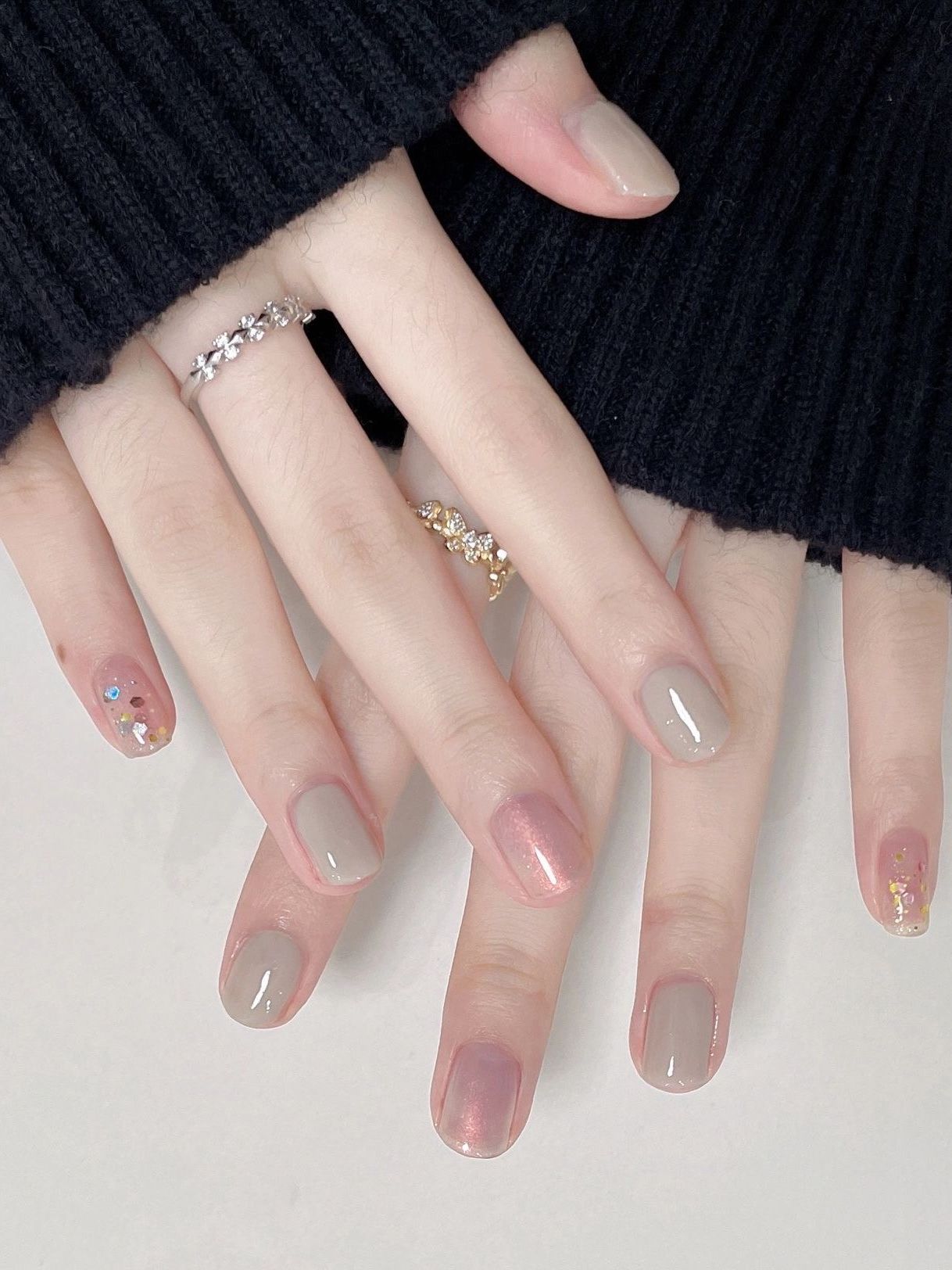 秋季时尚新款气质温柔浅色系简约美甲