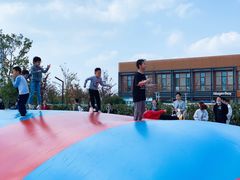 -季高兔窝窝亲子园(上海薰衣草公园店)