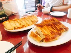 皮皮蝦煎餃-大眼锅贴水饺(河东店)
