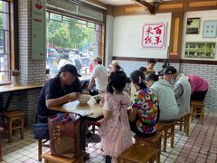 -建新园过桥米线(宝善街店)