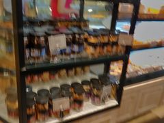 面包甜点陈列柜-可颂坊(中心书城店)