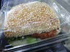 鸡排汉堡面包-味多美蛋糕(灯市口店)