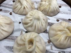 -馋三尺蟹粉小笼(人民广场店)