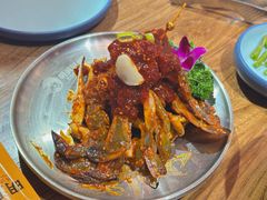 -明洞阿姨·韩式酱蟹烤肉·创意料理(三元桥店)