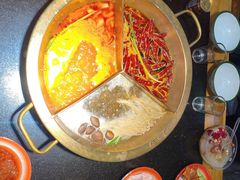 -叁口煮市井老火锅(春熙路店)