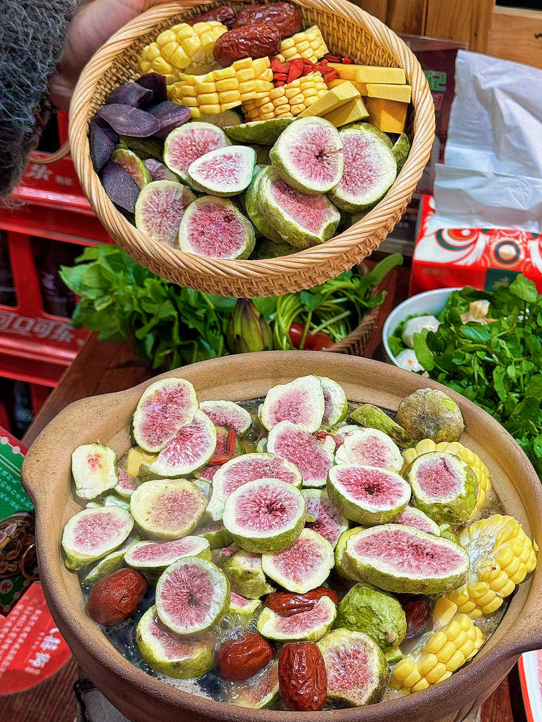 青岛吃到的!无花果煲爆爆爆好吃!