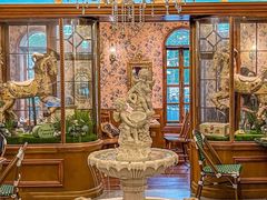 -秘密旅行Bonjour(黑金冠 江南西店)