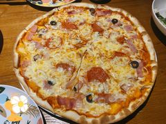 超级至尊披萨-JINNS锦时 steak&pizza(浸信会礼拜堂旧址店)