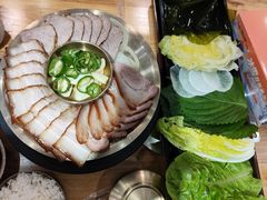 -青瓦餐厅·生鱼片·韩园烤肉(西塔店)