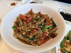 火腿炒牛蛙-辣公子·千岛湖私房菜(滨江店)