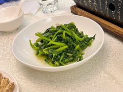 清炒豌豆尖-云腾食府·云南菜