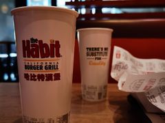 -The Habit Burger Grill 哈比特汉堡(爱琴海店)