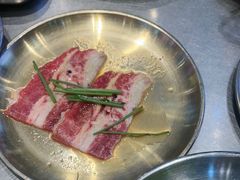 -哈哈碳都·牛肋条无限自助烤肉(台江万达店)