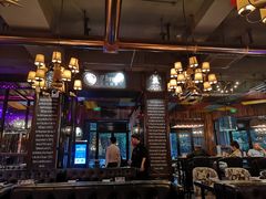 -爱啤精酿·民谣酒馆(滨江店)