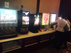 -凤冠假日酒店自助餐