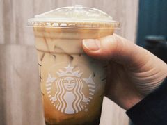 -星巴克(上海长宁来福士1F店)