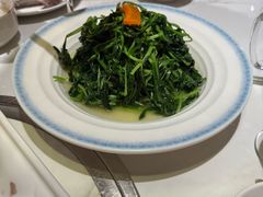 -伊和园清真餐饮