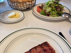 厚培根-Wolfgang’s Steakhouse 沃夫冈牛排馆(上海白玉兰广场店)