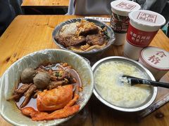 -菊菊小吃店