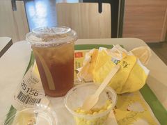 -麦当劳(虹梅路地铁站店)