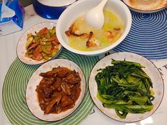 -鲸育宝宝月嫂(徐汇店)