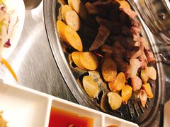 -韩聚屋韩国烤肉餐厅(新北万达店)