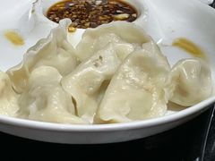 -果松木炭酸菜铜火锅·外婆参鸡汤