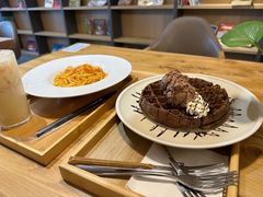 -魔方城市书房(中街益田店)