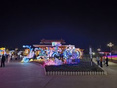 -淄博花灯齐彩城