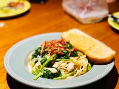 奶油培根菠菜意面-JINNS锦时 steak&pizza(浸信会礼拜堂旧址店)