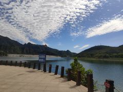 -天鹅湖生态旅游风景区