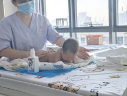 -贝爱时刻月子中心(宝安妇幼店)