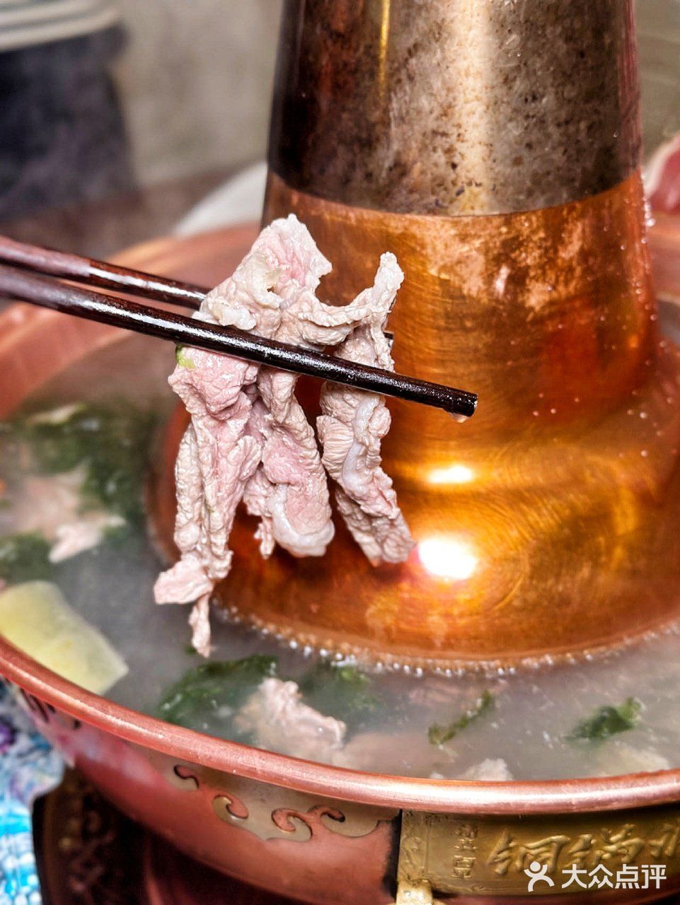 老北京爆汁流油的门钉肉饼！居然在这里吃到了