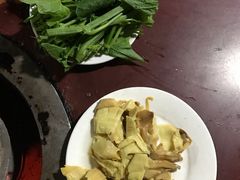 -朝伟清真铜瓢牛肉馆(三十年老·店)