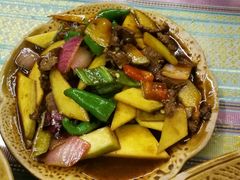 芒果炒牛肉-纳兰傣雀傣味餐厅
