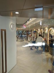 -苏豪路易士·嘉玛发廊