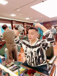 -贝勒爷专业男发